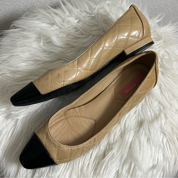Women's Isaac Mizrahi Tan & Black Quilted Patent Leather Ballet Flats Si… - Picture 6 of 10